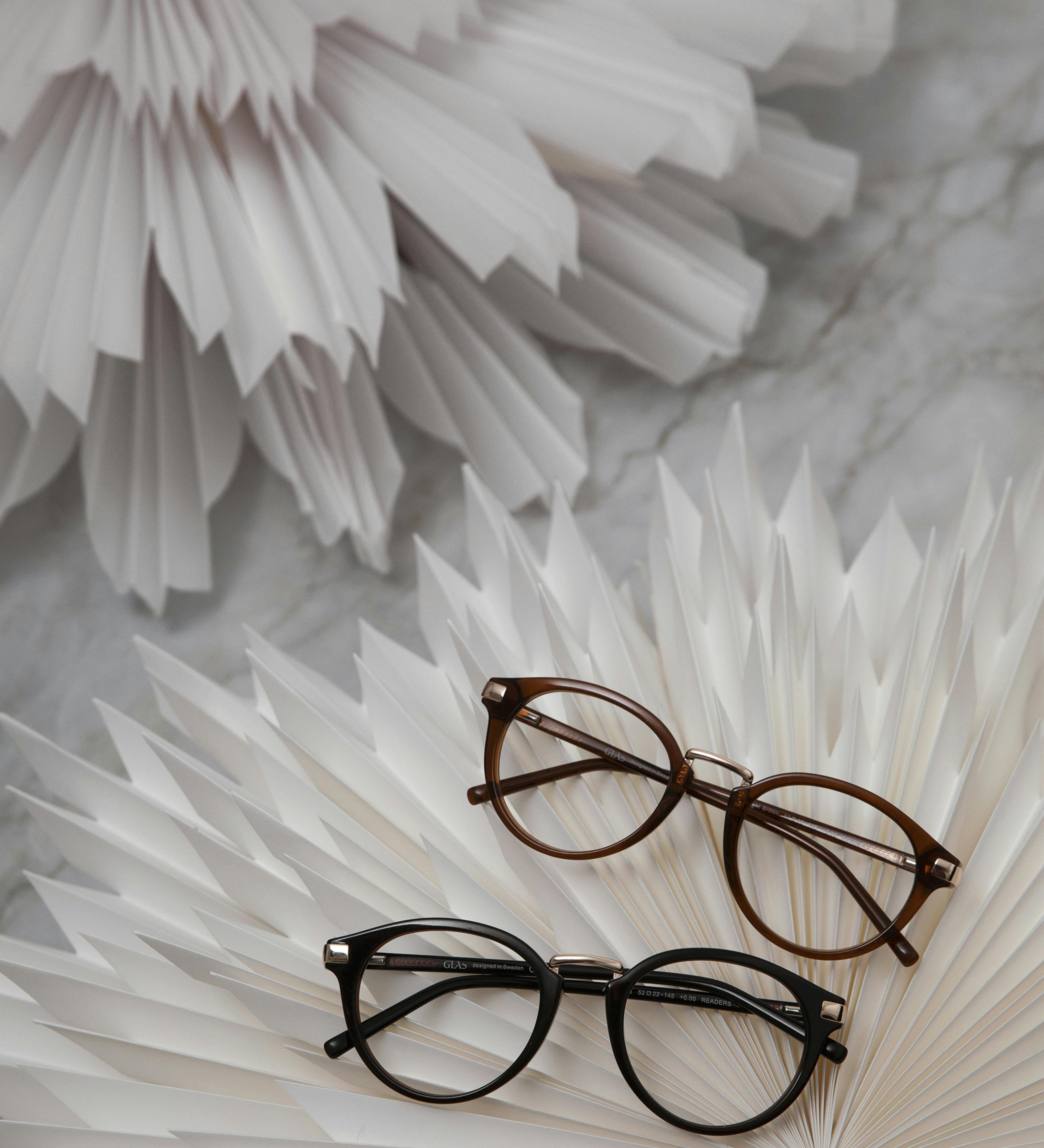 Stylish reading glasses 